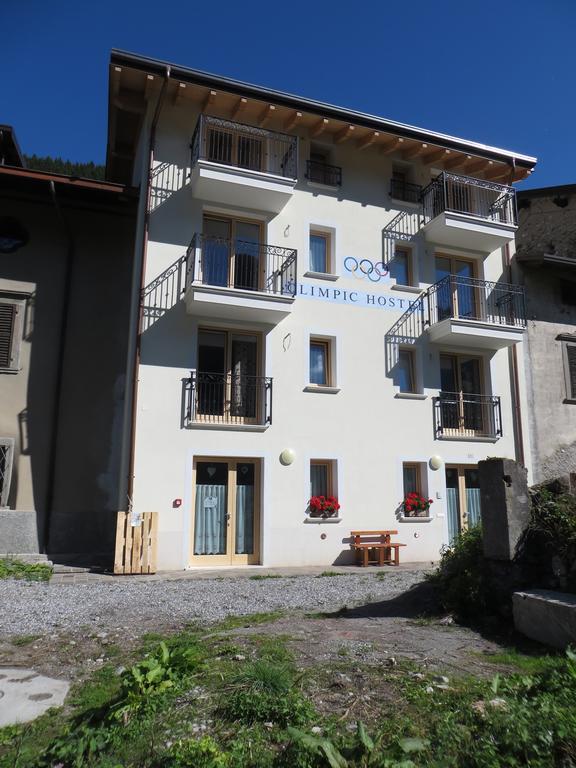 Olimpic Hostel Schilpario Exterior photo